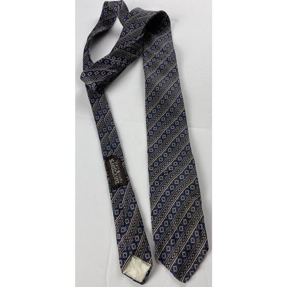 Christian Dior Necktie - Pre-Owned in Great Condition! - Picture 7 of 8